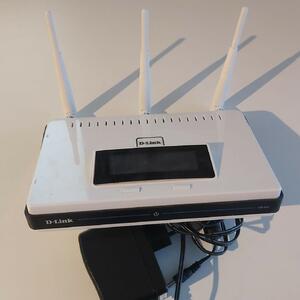 WiFi router D-Link DIR-855