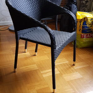 4st svarta stolar i konstrotting. Fint skick.