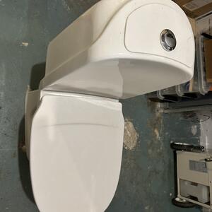 Toalettstol Gustavsberg med utlopp bak
