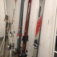 slalomskidor vuxen 80tal Bredäng 