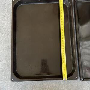 3 ugnsplåtar 52cm bredd och 39cm djup