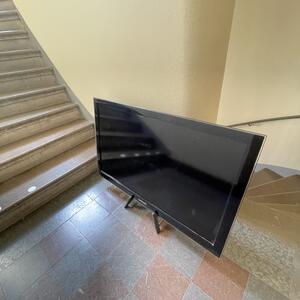 Samsung TV bortskänkes