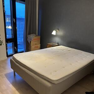140cm bred Ikea säng inkl. bäddmaddrass