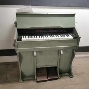 Äldre orgelpiano