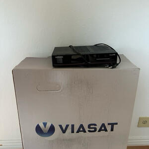 Viasat parabol med box