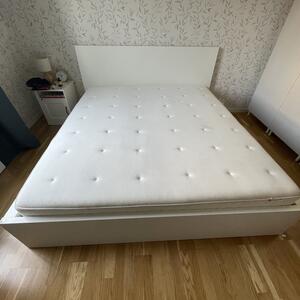 IKEA MALM 180x200 Bed given away