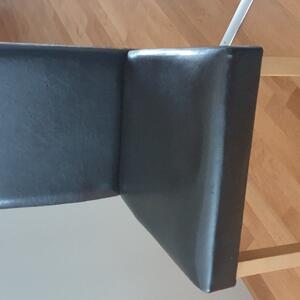 4 st köksstolar bortskänkes