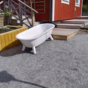 Badkar bortskänkes