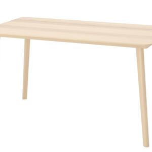 IKEA Lisabo mat/köksbord: 4-6 sitsig. 3 medföljande stolar